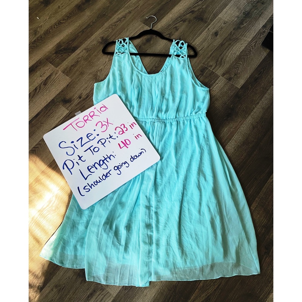 Torrid Aqua Baby Blue Pleated Chiffon Dress – Size 3X - Picture 7 of 7